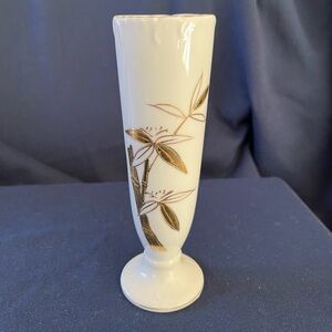 Elegant Cream Vase with Gold Accents